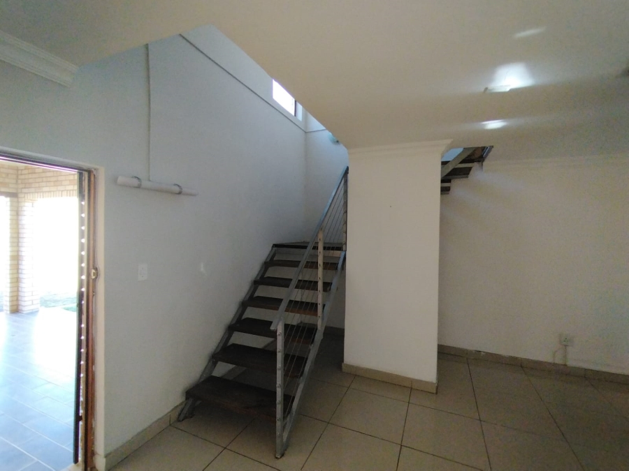 To Let 3 Bedroom Property for Rent in Harrismith Free State